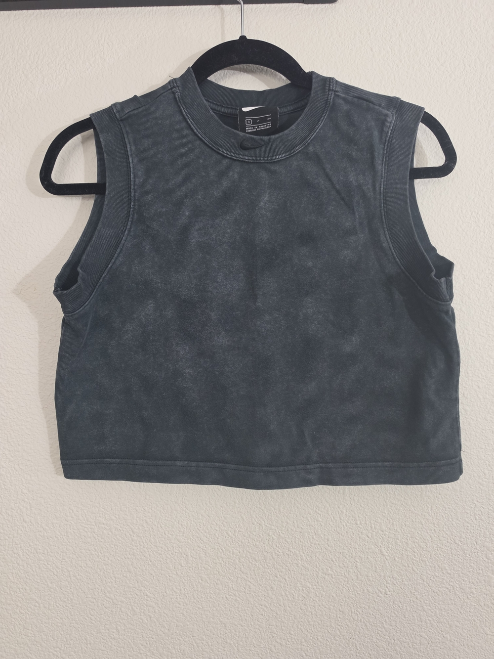 Nike Black Washed Sleeveless Cropped Tank